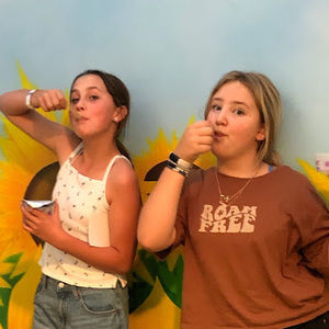 Meet your Posher, Halleigh